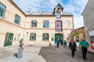 Kulturhuset Tobaksgården med turistkontor.